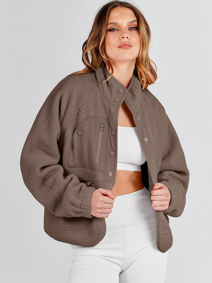 ANRABESS Women's Cropped Sherpa Shacket with Pockets