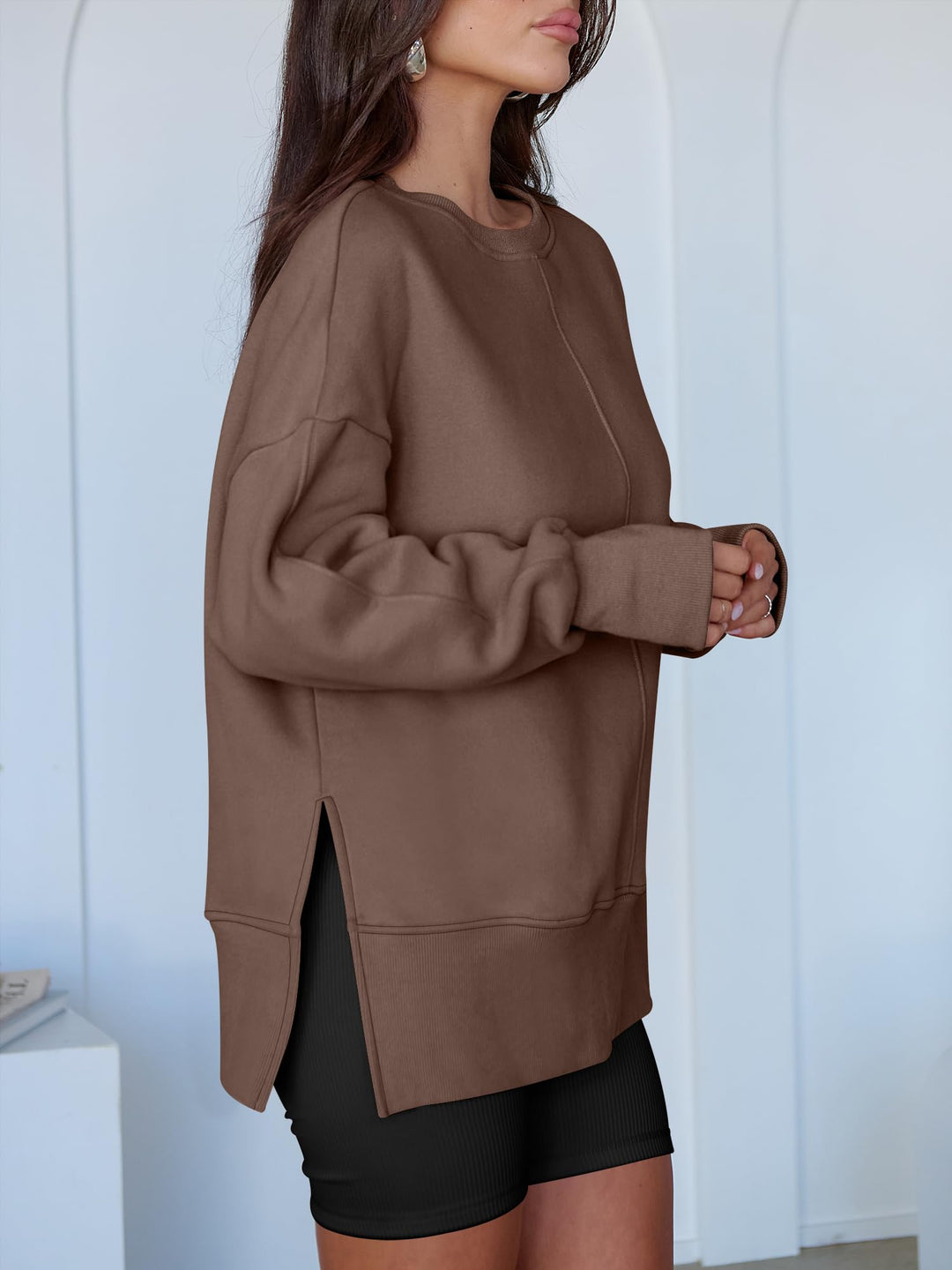 ANRABESS Oversized Sweatshirts for Women Thumbhole Long Sleeve Hoodies Shirts Fall Side Slit Pullover Fashion Top Teen Y2k Outfits