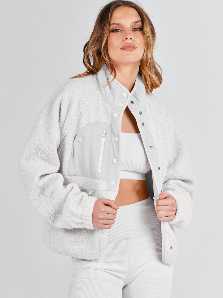 ANRABESS Women's Cropped Sherpa Shacket with Pockets