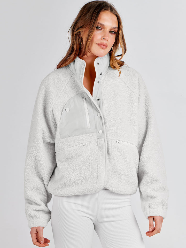 ANRABESS Women's Cropped Sherpa Shacket with Pockets