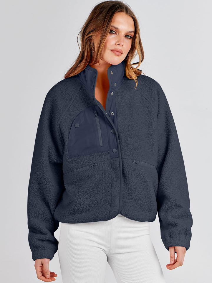 ANRABESS Women's Cropped Sherpa Shacket with Pockets