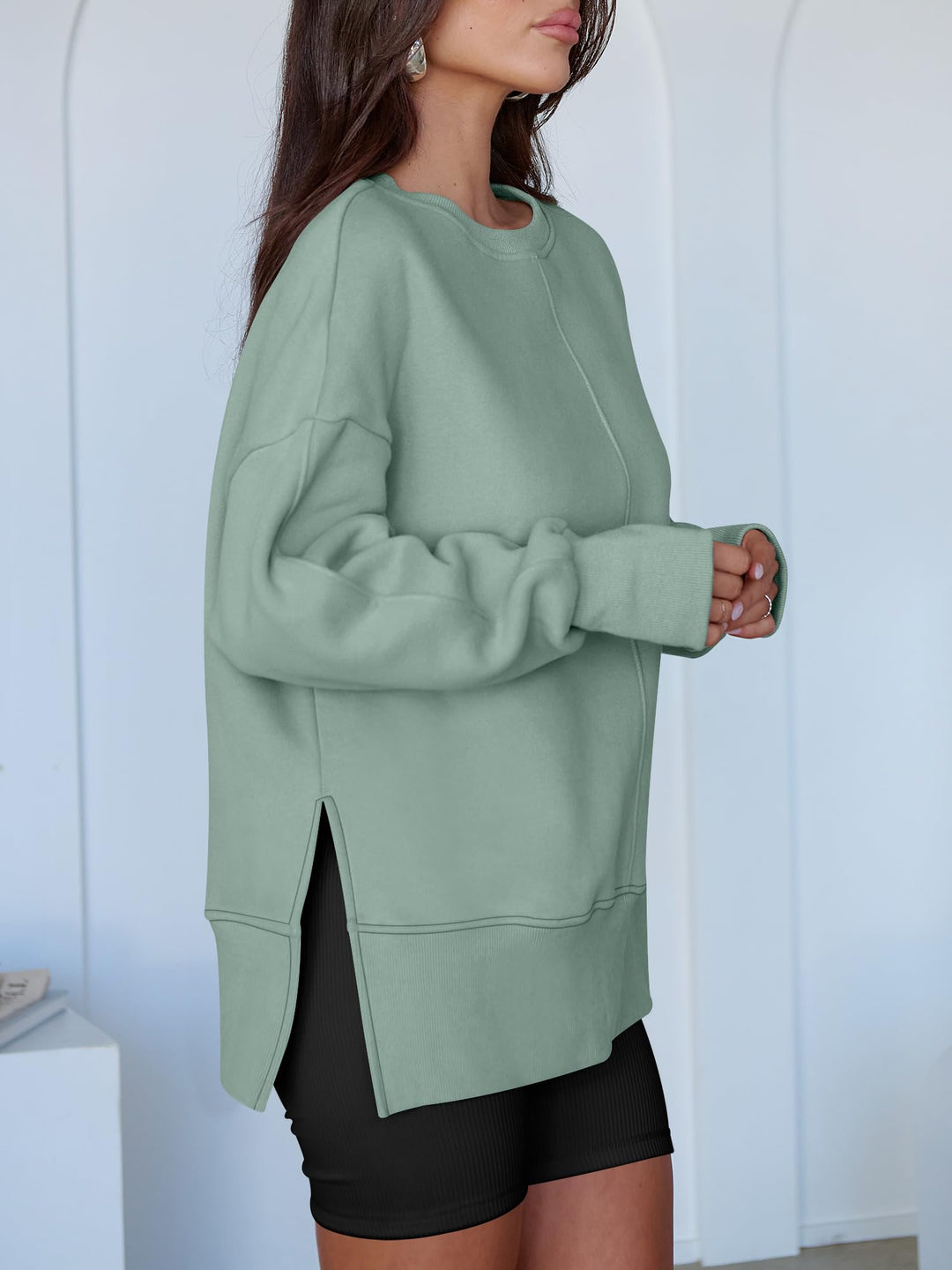ANRABESS Oversized Sweatshirts for Women Thumbhole Long Sleeve Hoodies Shirts Fall Side Slit Pullover Fashion Top Teen Y2k Outfits