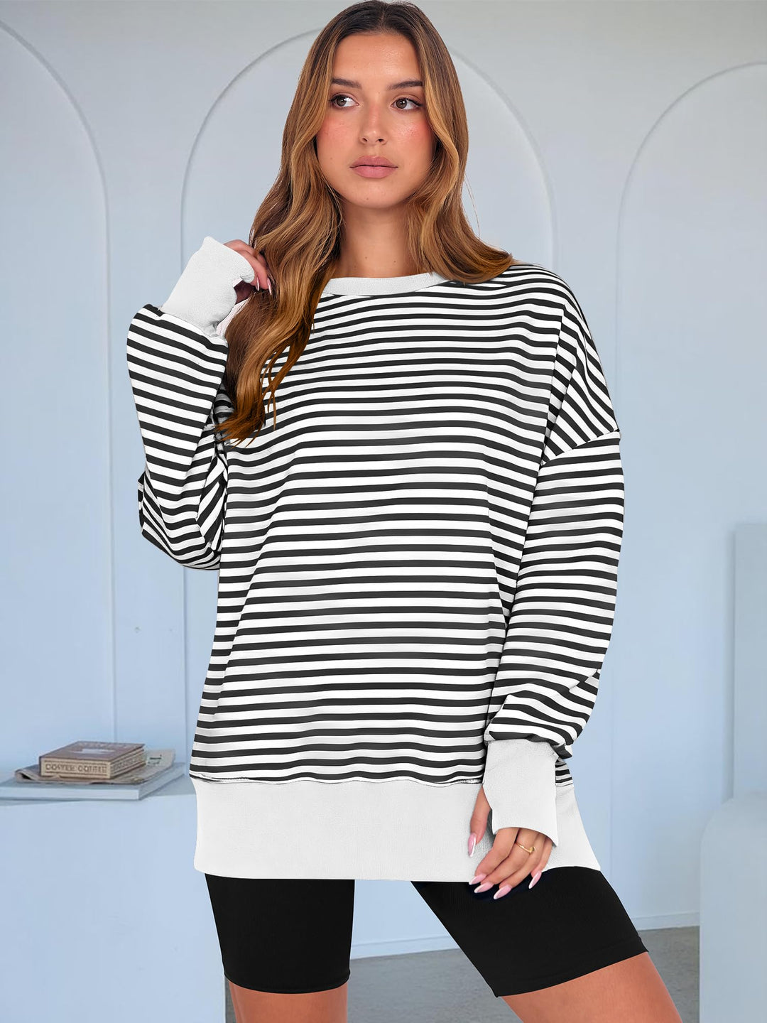 ANRABESS Oversized Sweatshirts for Women Thumbhole Long Sleeve Hoodies Shirts Fall Side Slit Pullover Fashion Top Teen Y2k Outfits